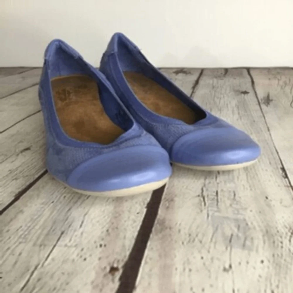 Laura Scott Womens 8 M Slip On‎ Ballet Flats Shoes Comfort & Style Purple